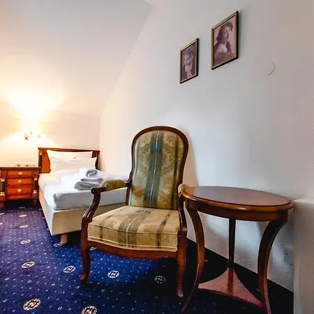 Historische Spitzgrundmuehle Hotell